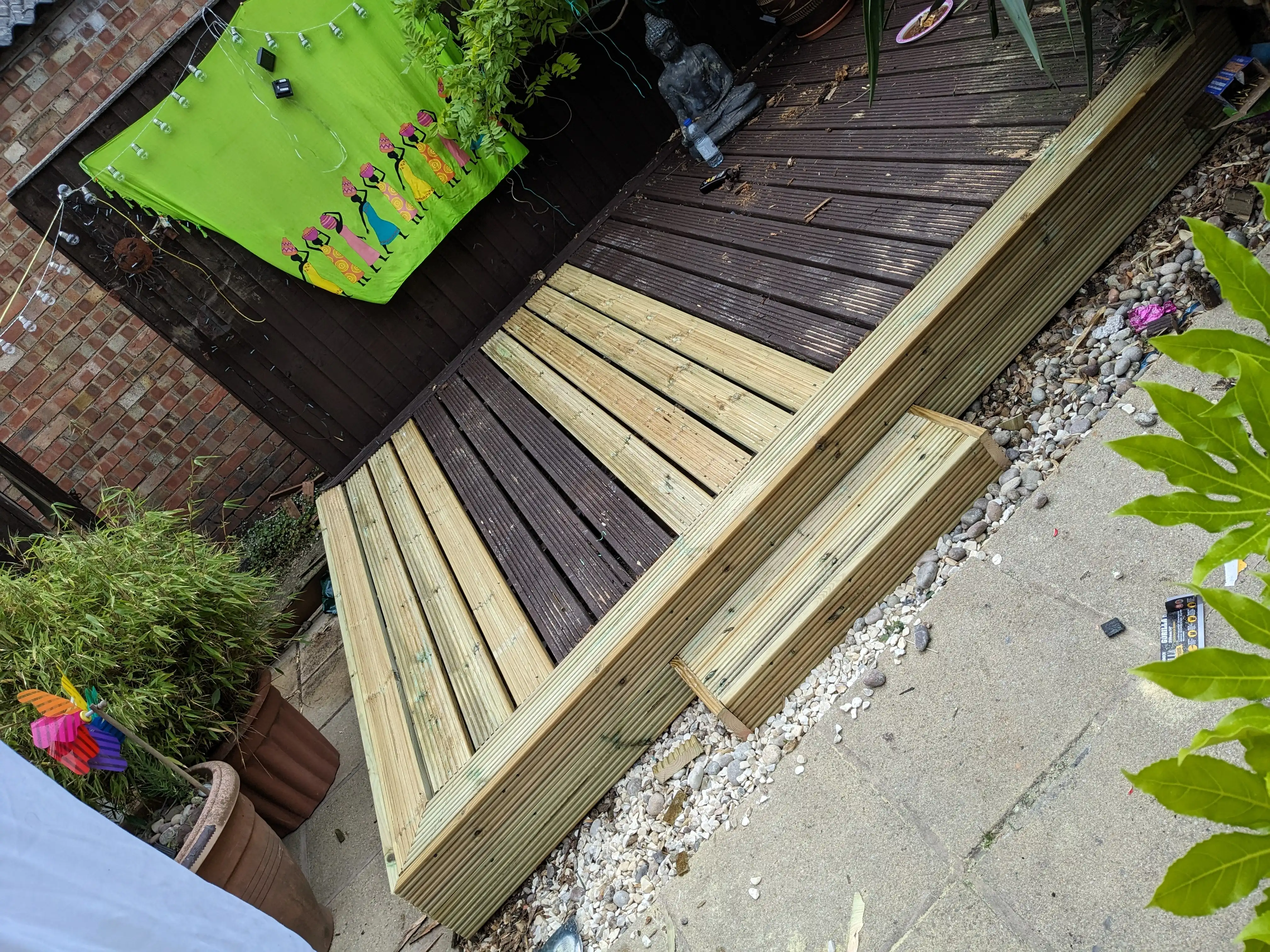 Examples of our company using joinery techniques to construct house extensions, bespoke furniture, wardrobes and media walls.