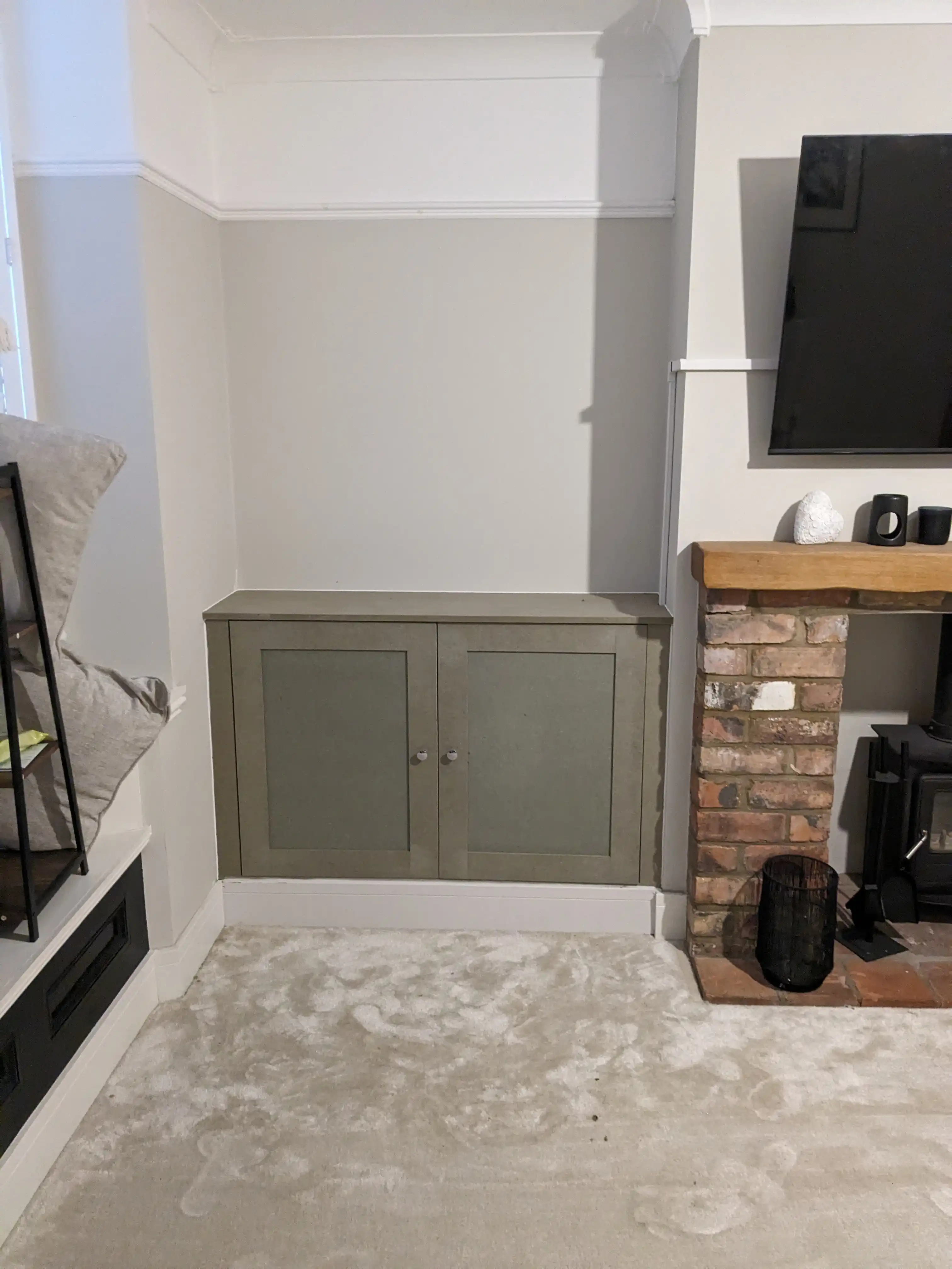 Examples of our company using joinery techniques to construct house extensions, bespoke furniture, wardrobes and media walls.