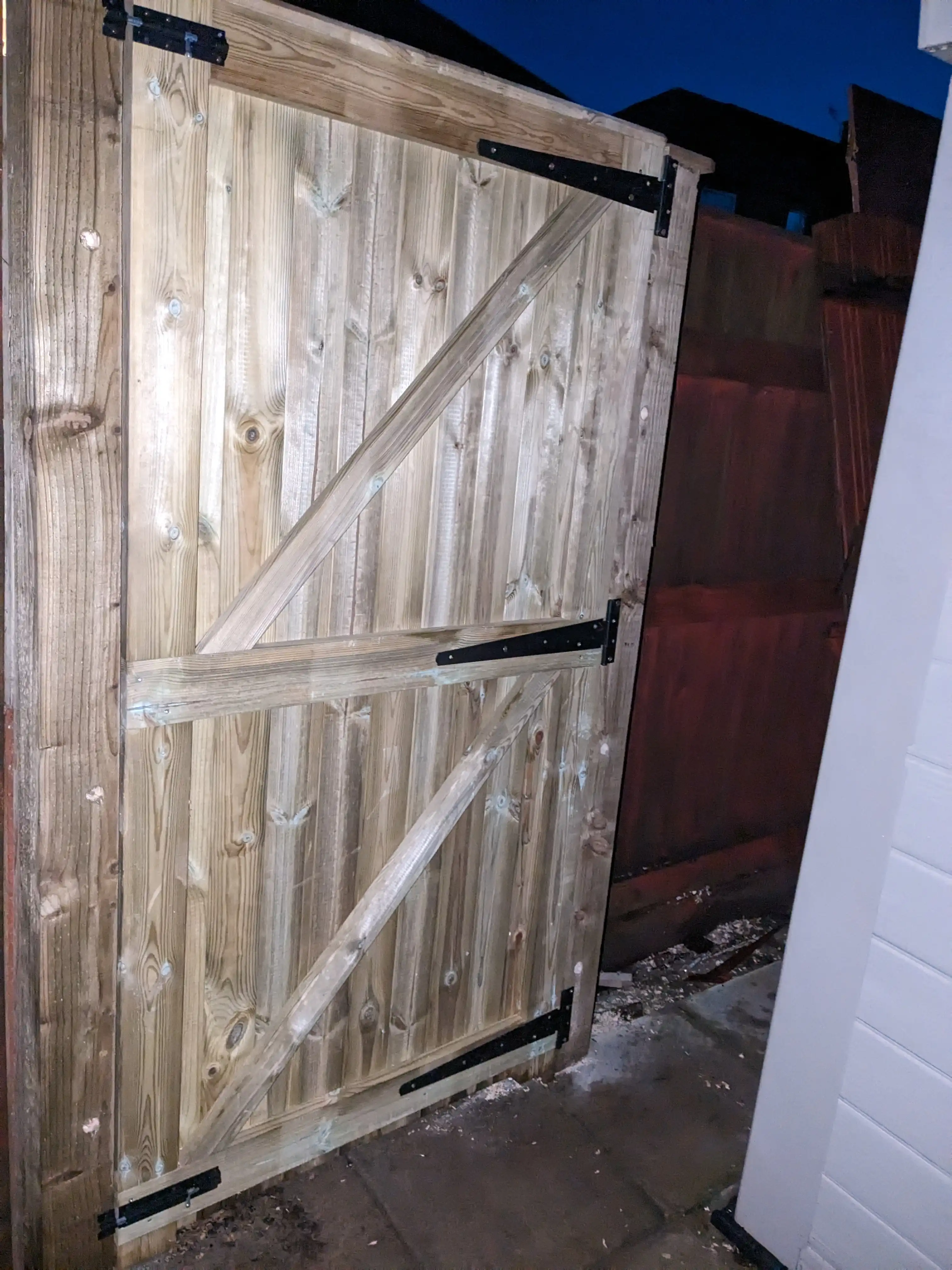 Examples of our company using joinery techniques to construct house extensions, bespoke furniture, wardrobes and media walls.