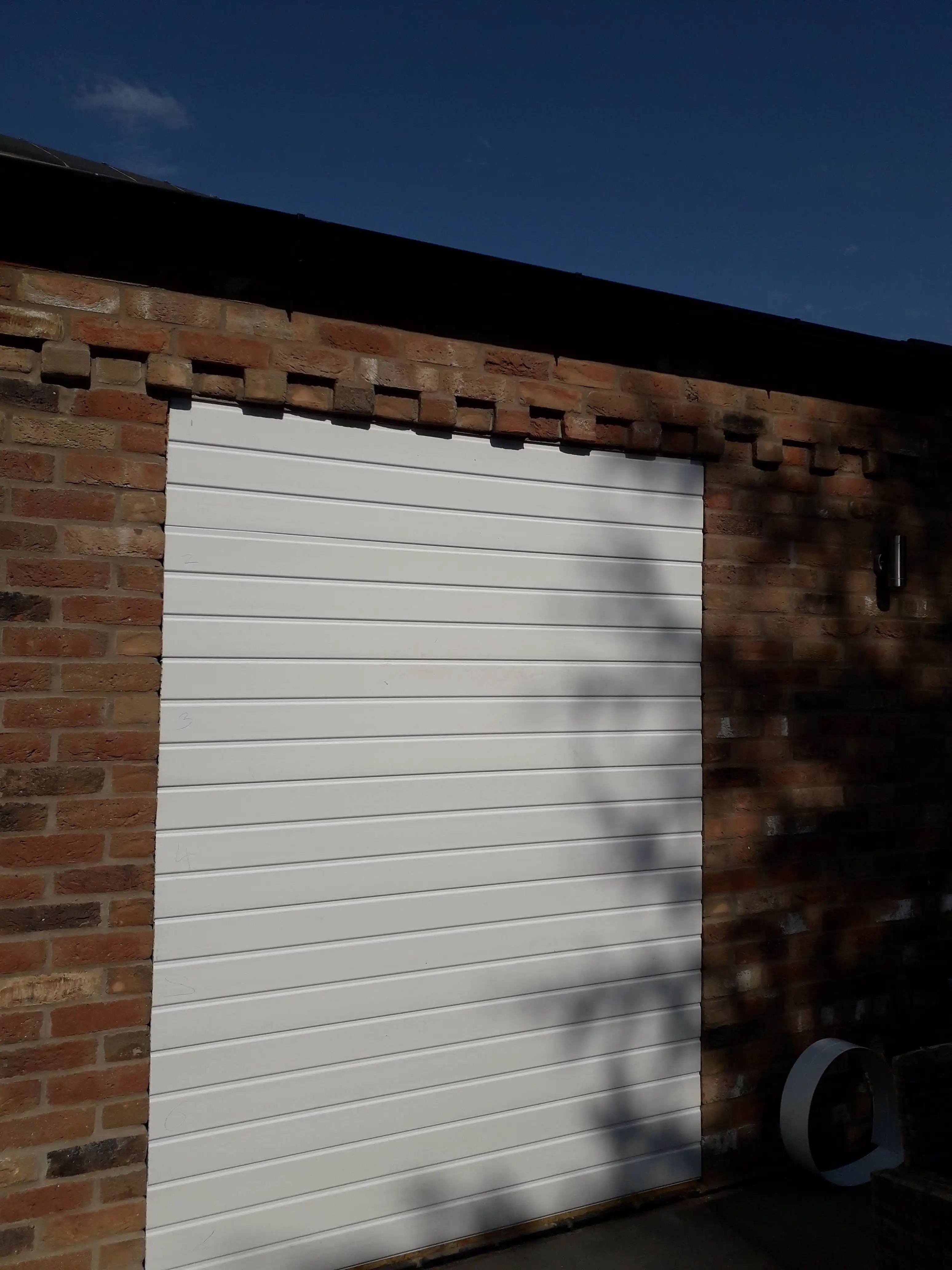 Examples of our company using joinery techniques to construct house extensions, bespoke furniture, wardrobes and media walls.