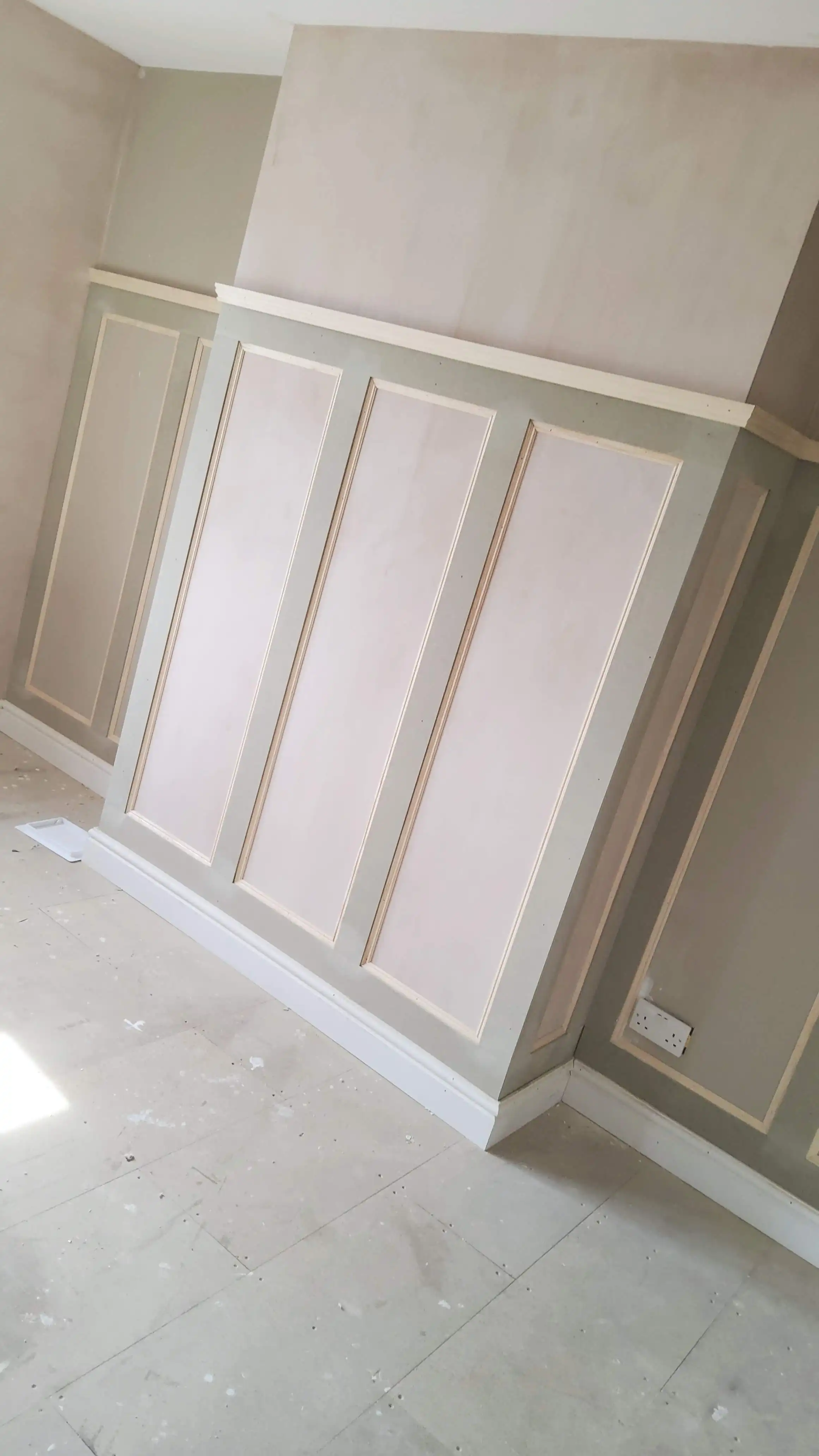 Examples of our company using joinery techniques to construct house extensions, bespoke furniture, wardrobes and media walls.