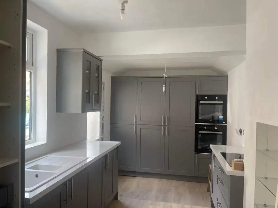 Examples of our company using joinery techniques to construct house extensions, bespoke furniture, wardrobes and media walls.