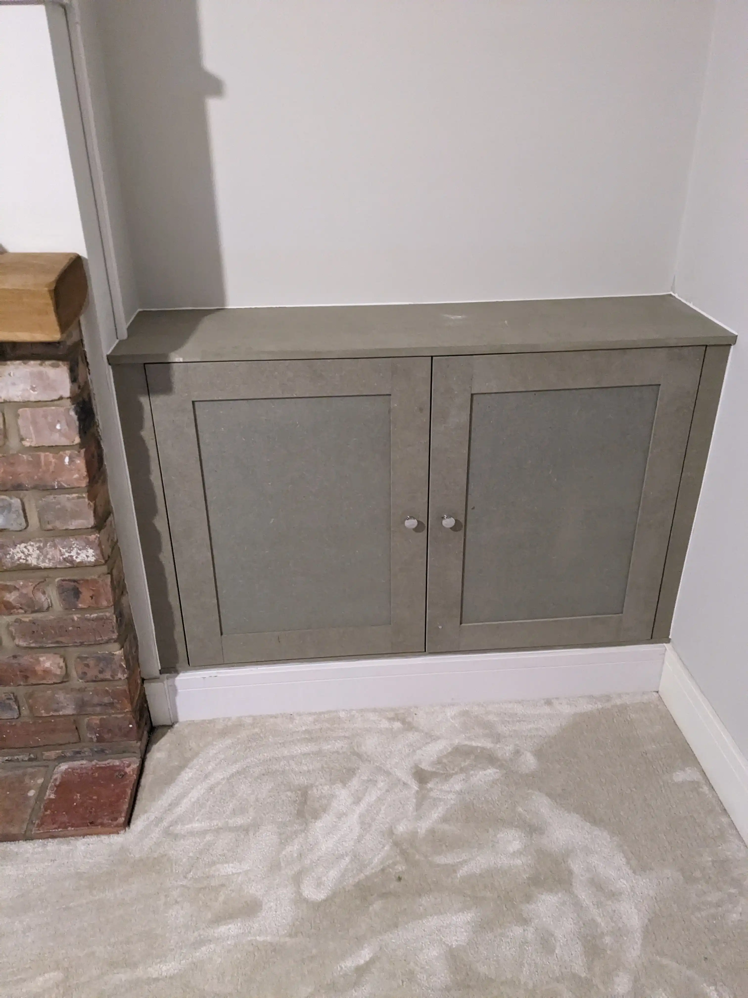 Examples of our company using joinery techniques to construct house extensions, bespoke furniture, wardrobes and media walls.