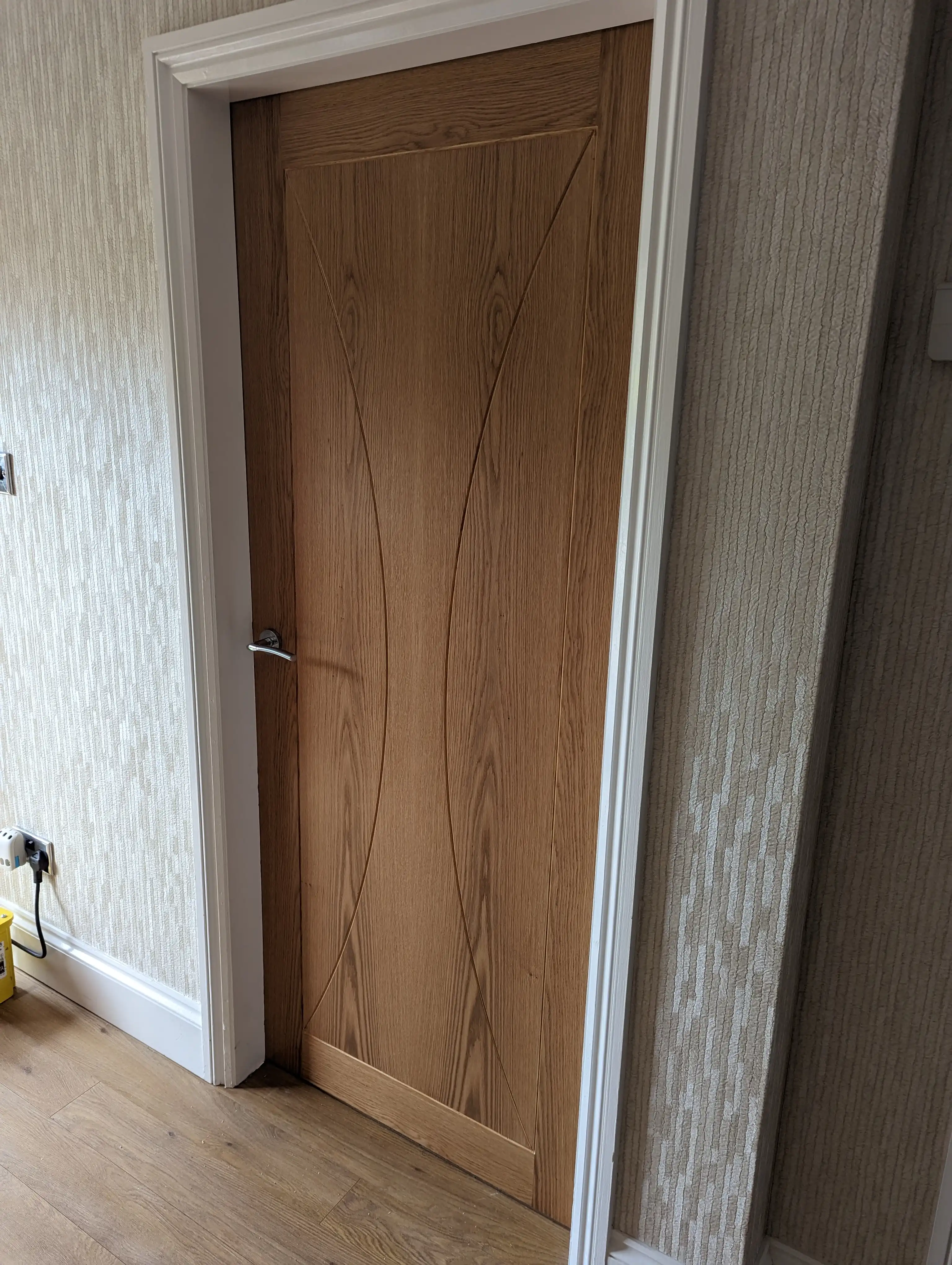 Examples of our company using joinery techniques to construct house extensions, bespoke furniture, wardrobes and media walls.