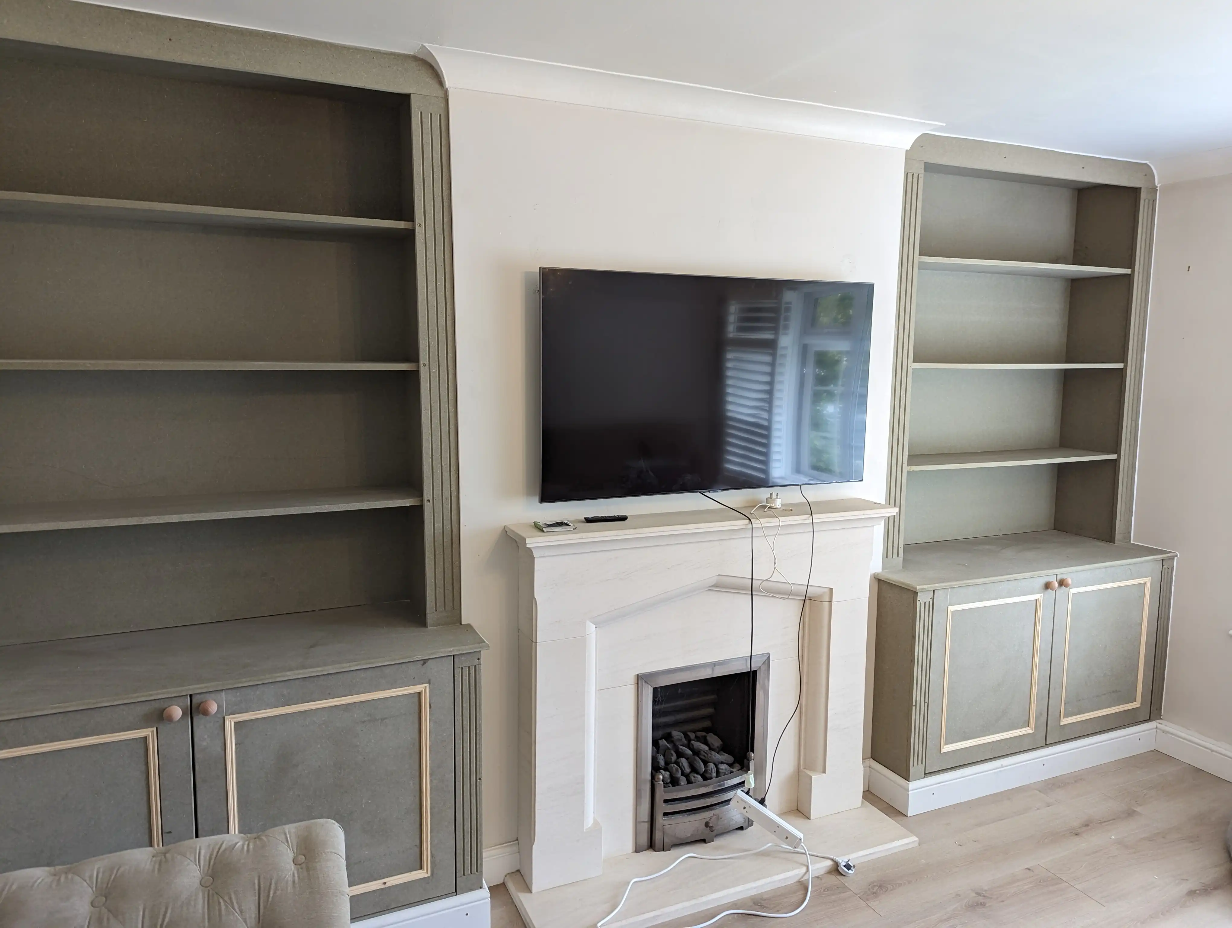 Examples of our company using joinery techniques to construct house extensions, bespoke furniture, wardrobes and media walls.